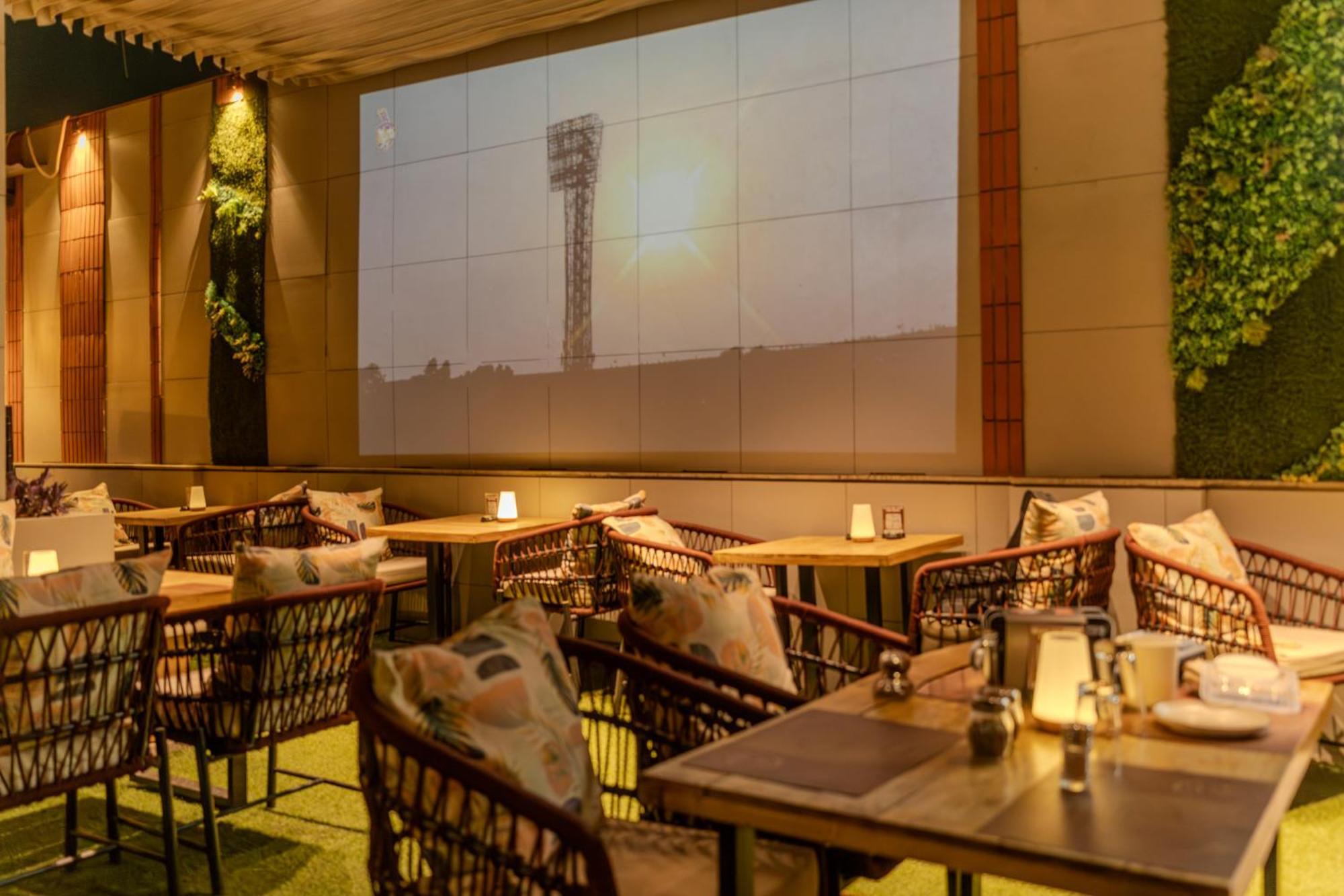 Stay Studio Hotel & Residences Ґурґаон Екстер'єр фото